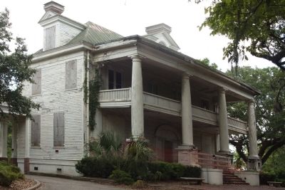 Charleston Naval Yard Officers' Quarters A in restoration today image. Click for full size.
