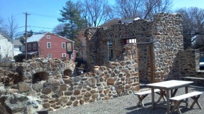 Martin's Tavern or Center House. Click for full size. Martin's Tavern or Center House image. Click for full size.