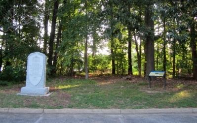 Battle of Big Bethel Union Monument & CWT Marker image. Click for full size.