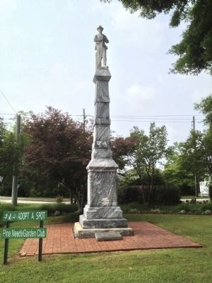 Confederate Dead statue image. Click for full size.