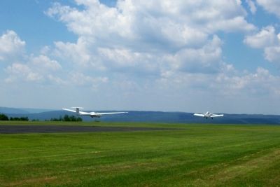 Harris Hill Glider Field. Click for full size. Harris Hill Glider Field image. Click for full size.