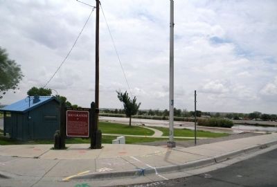 Wide view of the Rio Grande Marker. Click for full size. Wide view of the Rio Grande Marker image. Click for full size.