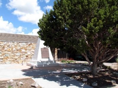 Southern Pacific Monument image. Click for full size.
