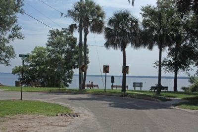 Torpedo Warfare on the St. Johns River Marker, at Kingsley Avenue and River Road image. Click for full size.