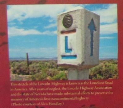 Lincoln Highway Monument image. Click for full size.