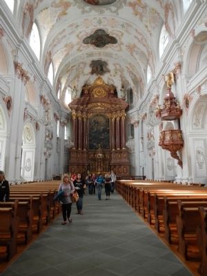 Jesuitenkirche interior image. Click for full size.