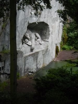 The Lion Monument image. Click for full size.