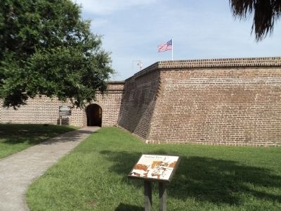 Marker at Fort Moultrie. Click for full size. Marker at Fort Moultrie image. Click for full size.