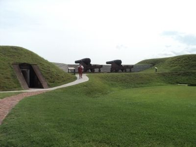 Marker at Fort Moultrie. Click for full size. Marker at Fort Moultrie image. Click for full size.