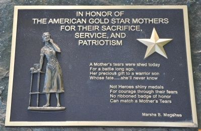 Gold Star Mothers Memorial image. Click for full size.