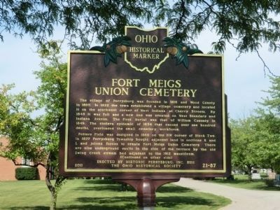 Fort Meigs Union Cemetery Marker. Click for full size. Fort Meigs Union Cemetery Marker image. Click for full size.