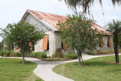 Moon Lake Gardens Stone Barn image. Click for full size.