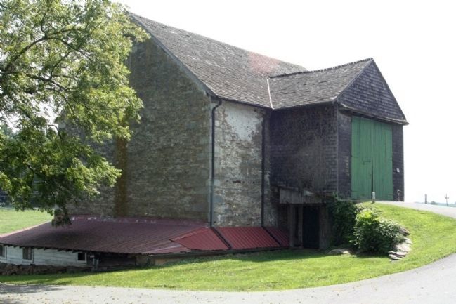 Woodlawn Stone Barn, northside image. Click for full size.