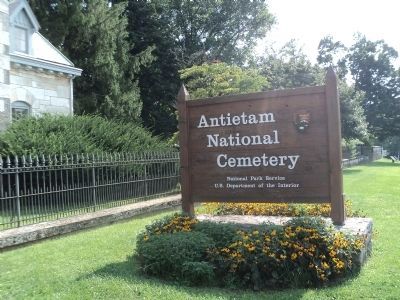 National Cemetery in Sharpsburg image. Click for full size.