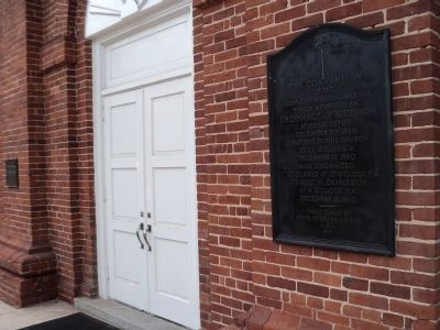 Markers at the First Baptist Church image. Click for full size.