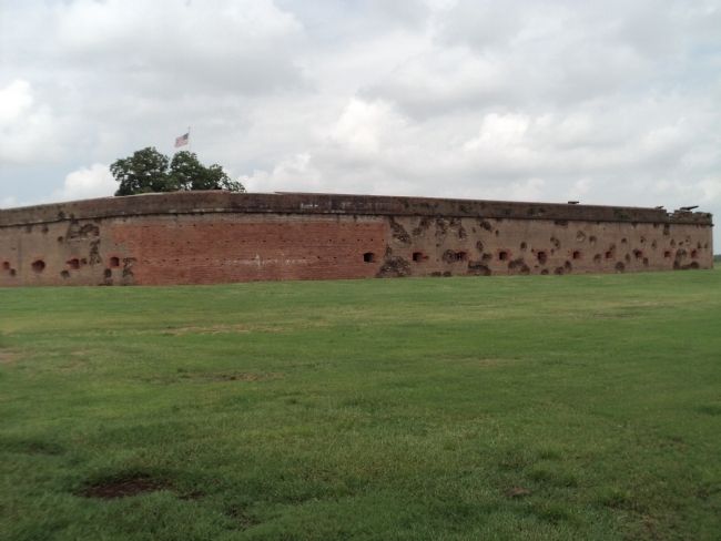 Fort Pulaski Artillery Damage image. Click for full size.