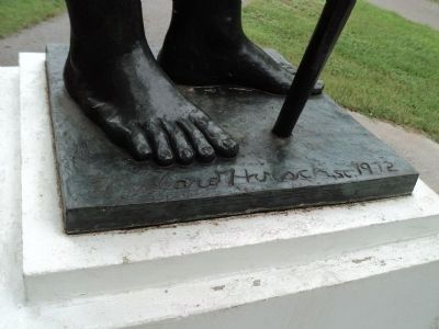 Artist's Mark on Statue image. Click for full size.