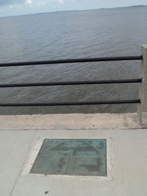 Charleston Waterfront Marker image. Click for full size.