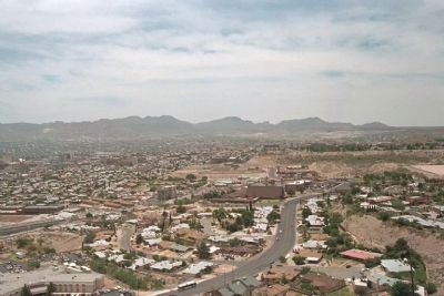 El Paso from Scenic Drive Overlook. Click for full size. El Paso from Scenic Drive Overlook image. Click for full size.