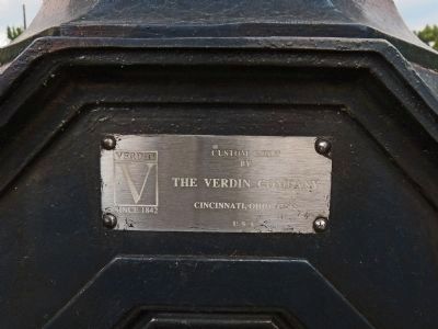 Verdin Since 1842 image. Click for full size.