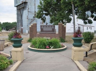 Veterans Memorial image. Click for full size.