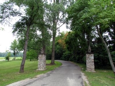 Entrance to Gene Stratton-Porter State Historic Site image. Click for full size.