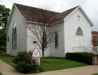Grand River Baptist Church and Marker image. Click for full size.