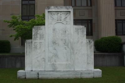 Lenoir County WW I and WW II Memorial Marker image. Click for full size.