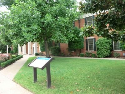 Gallatin Public Square Marker image. Click for full size.