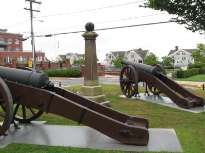The Defenders Of The Fort Monument. Click for full size. The Defenders Of The Fort Monument image. Click for full size.