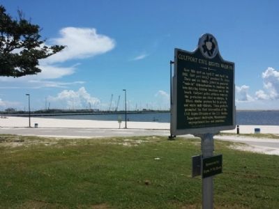 Beach near marker - old location. Click for full size. Beach near marker - old location image. Click for full size.