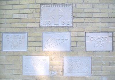 Kemper Hall Class Blocks on Durkee Mansion image. Click for full size.