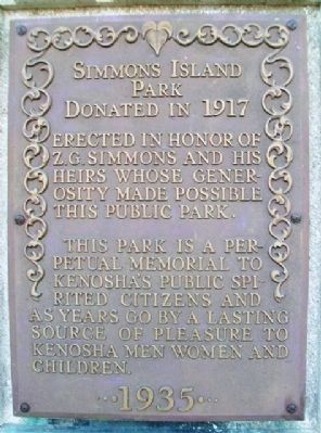 Simmons Island Park Marker (east side) image. Click for full size.