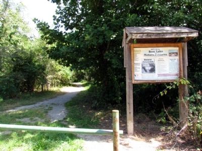 Trail Head to Boot Lake. Click for full size. Trail Head to Boot Lake image. Click for full size.