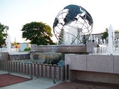 Veterans Memorial Fountain. Click for full size. Veterans Memorial Fountain image. Click for full size.