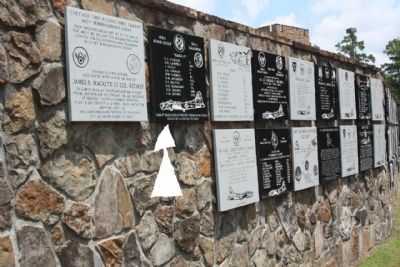 "Hard 17" Marker, indicated by white arrow image. Click for full size.