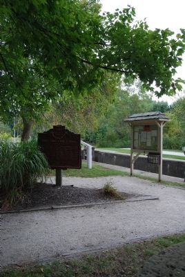 Ohio and Erie Canal Marker image. Click for full size.