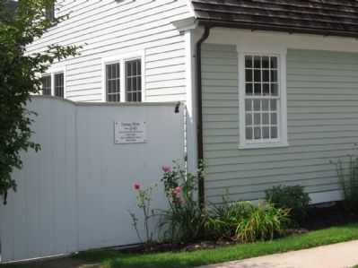 Thomas Howe House Marker. Click for full size. Thomas Howe House Marker image. Click for full size.