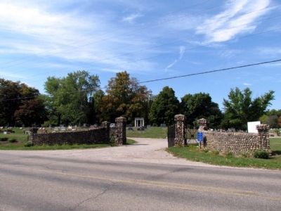 Entrance to west section of Lakeview Cemetery image. Click for full size.