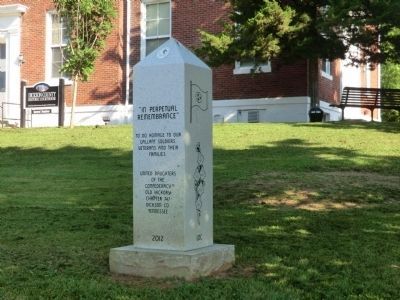 Dickson County UDC monument image. Click for full size.