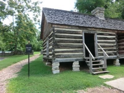 Slave quarters building on the plantation image. Click for full size.