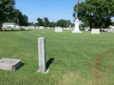 Confederate Circle at Evergreen Cemetery image. Click for full size.