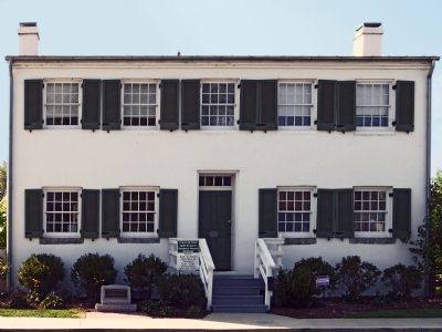 Concord Point Lighthouse Keeper's House image. Click for full size.