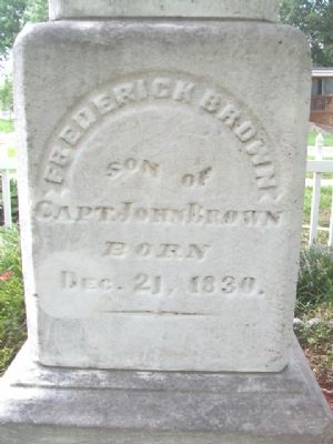 Soldiers Monument Detail image. Click for full size.