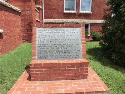 Monroe County Courthouse Marker. Click for full size. Monroe County Courthouse Marker image. Click for full size.
