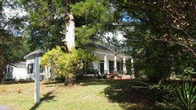 Mitchell-Ferrell-Powell House. Click for full size. Mitchell-Ferrell-Powell House image. Click for full size.