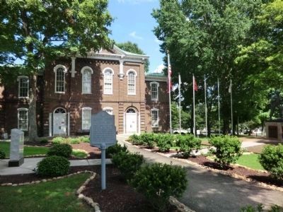 Loudon County Courthouse. Click for full size. Loudon County Courthouse image. Click for full size.