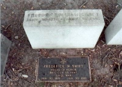 Frederick W. Swift gravesite - Medal of Honor Recipient image. Click for full size.