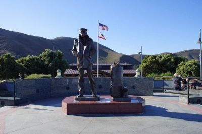 The Lone Sailor Memorial Statue image. Click for full size.
