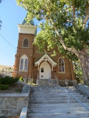 St. George's Episcopal Church image. Click for full size.